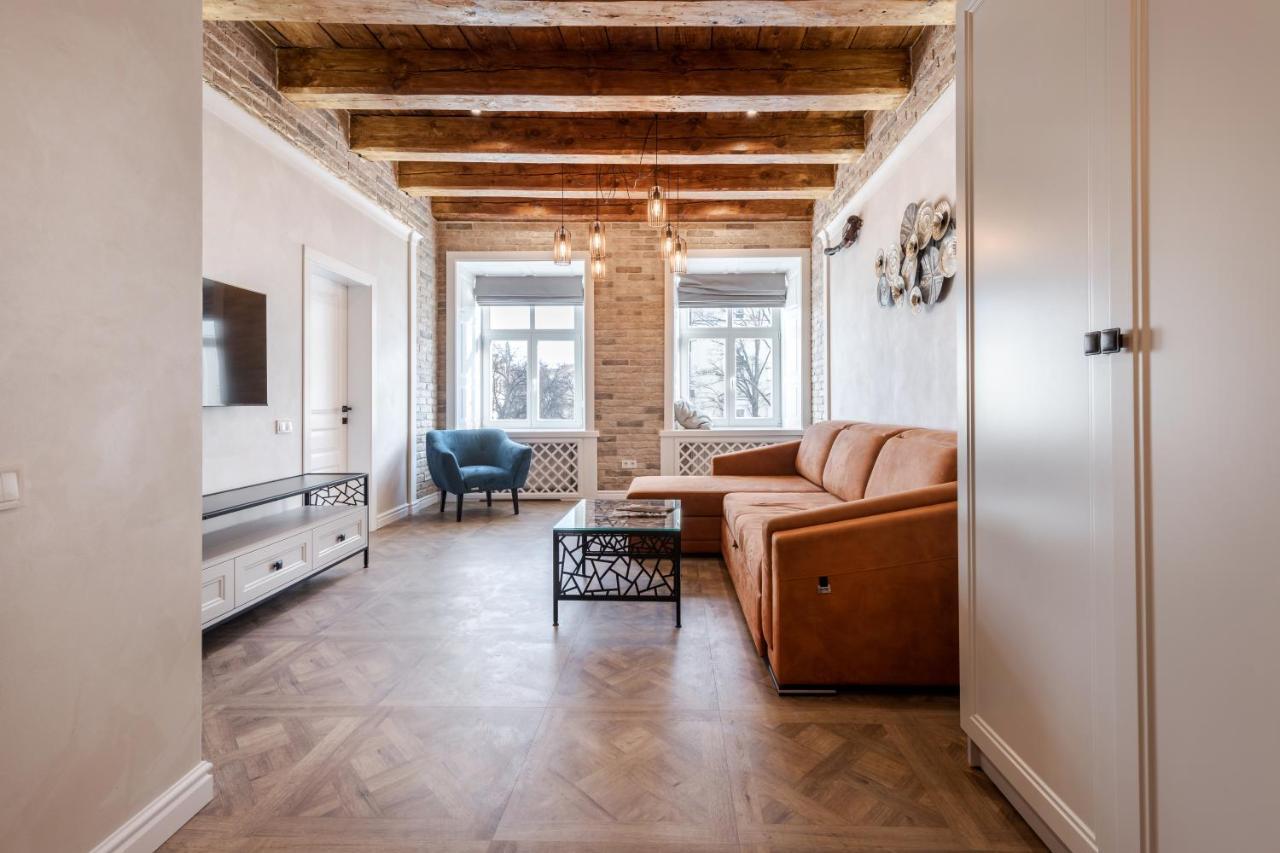 View On Rynok Square Apartments Лвив Екстериор снимка