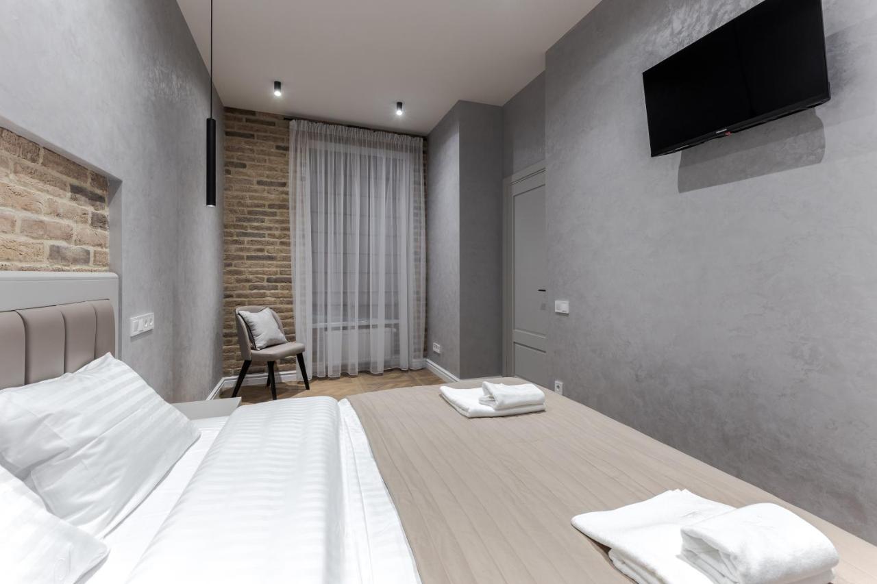 View On Rynok Square Apartments Лвив Екстериор снимка
