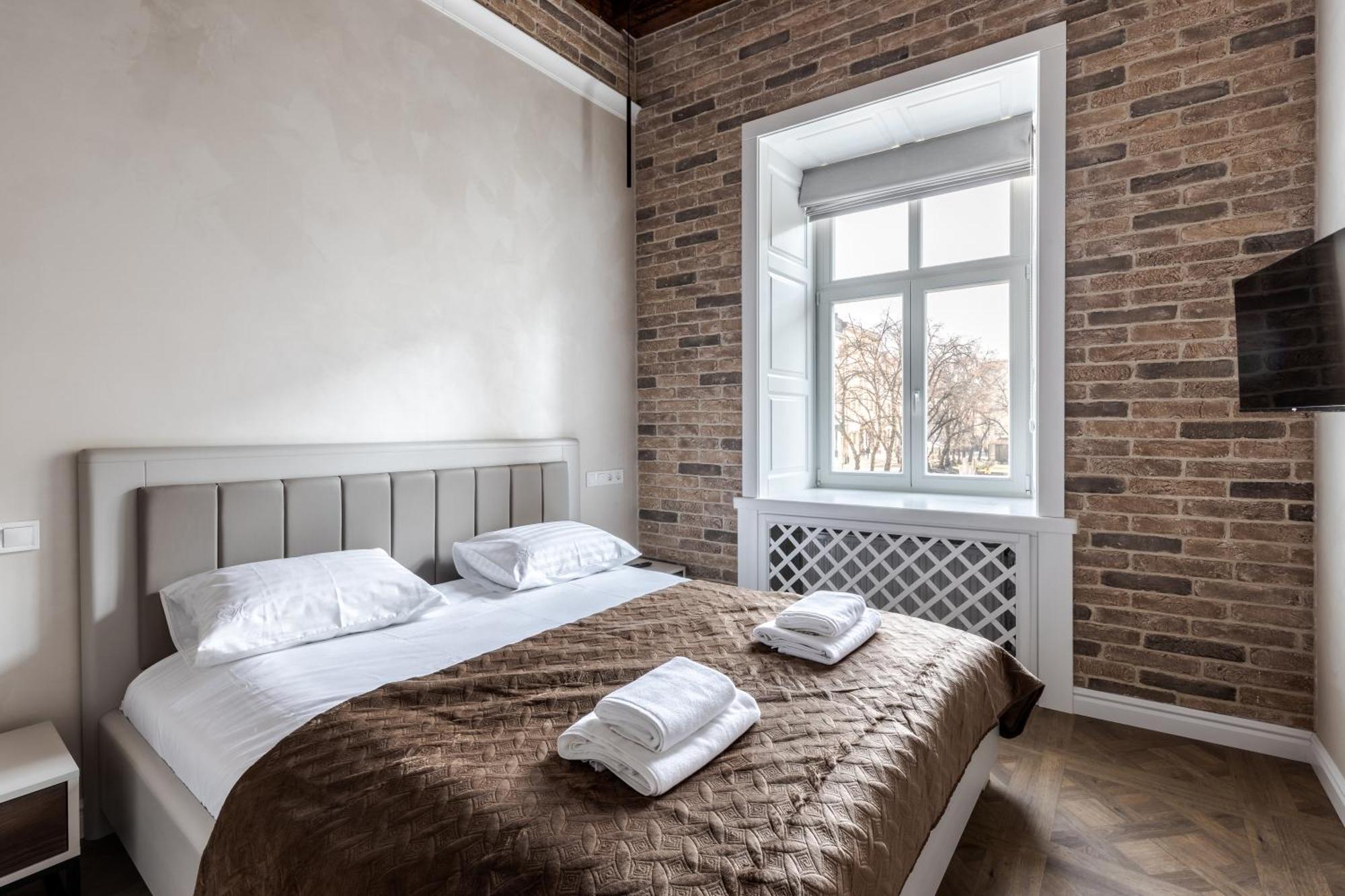 View On Rynok Square Apartments Лвив Екстериор снимка